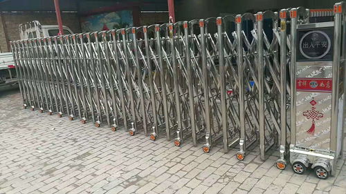 智能工業(yè)門的卓越之選 裕祺臨智能科技引領(lǐng)上海電動門與伸縮門安裝新風尚